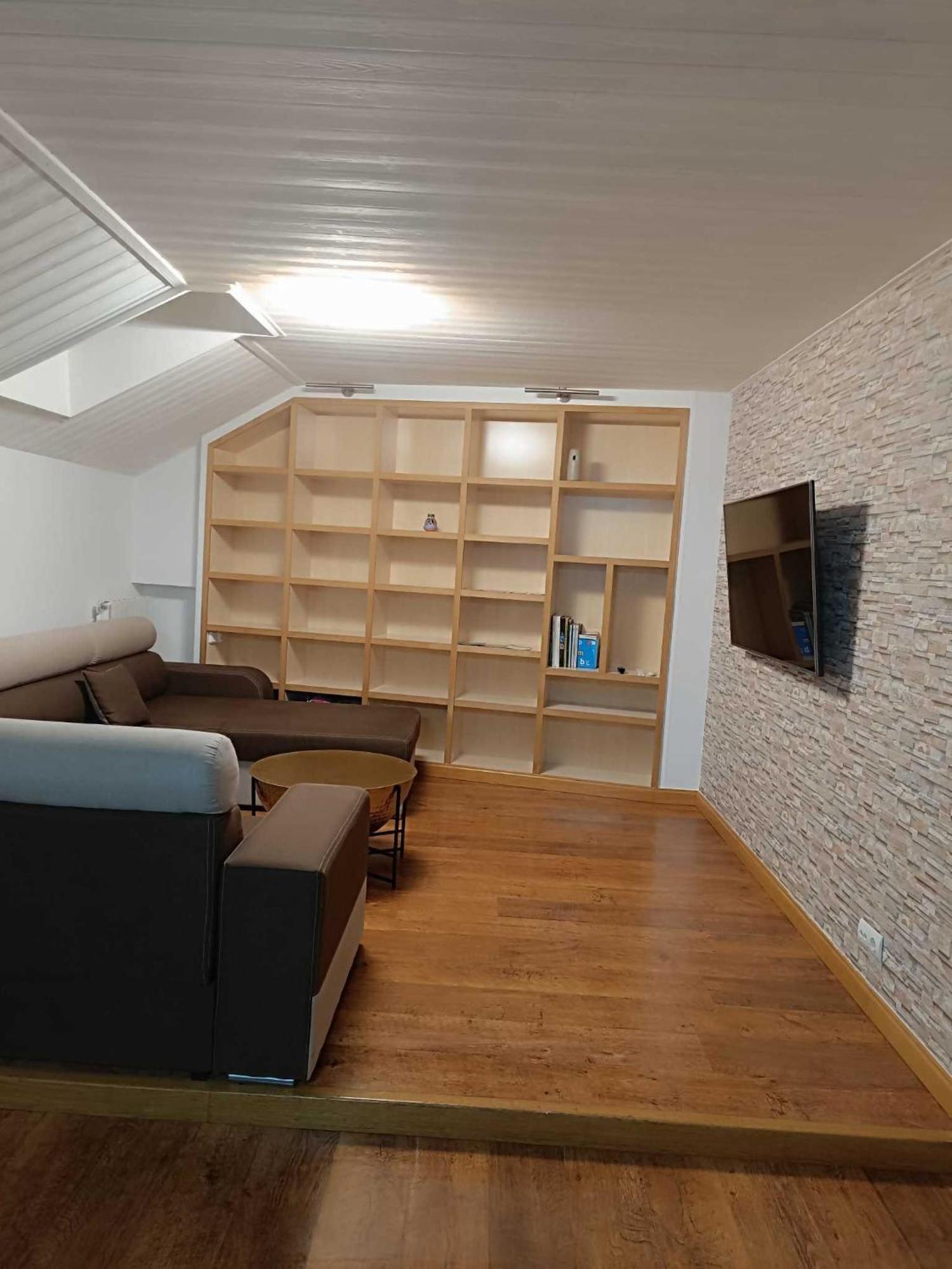 Precioso Atico Con Bonitas Vistas A La Pena Oroel Apartment Jaca Ngoại thất bức ảnh